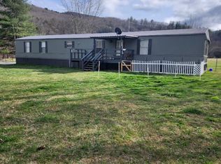 44 Persimmon Ln, Bastian, VA 24314