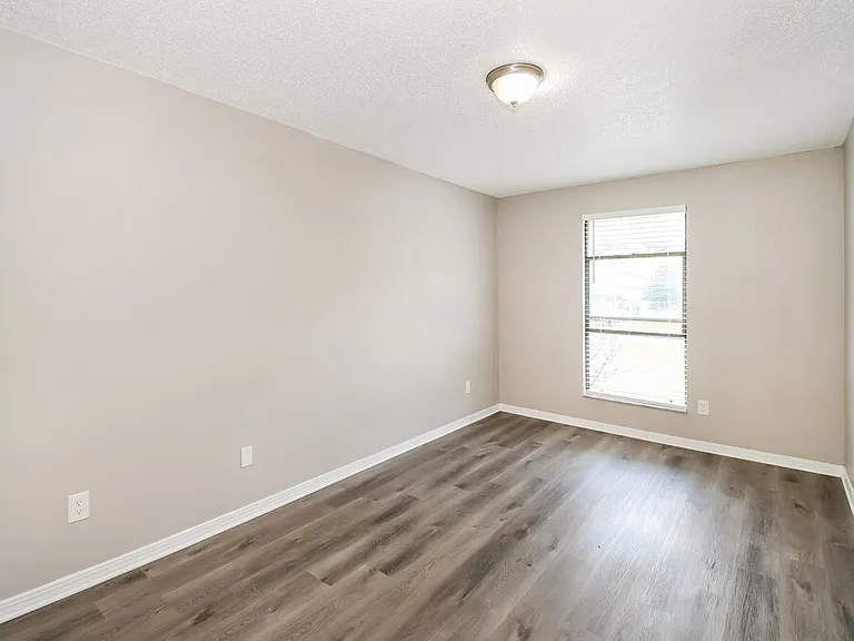 6267 Island Forest Dr — Photo 12