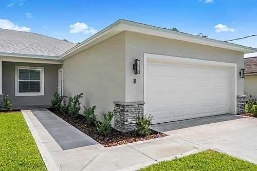 8 Squire Ct #B Photo 1