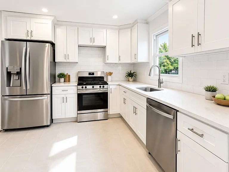426 Broad St #1 — Photo 6