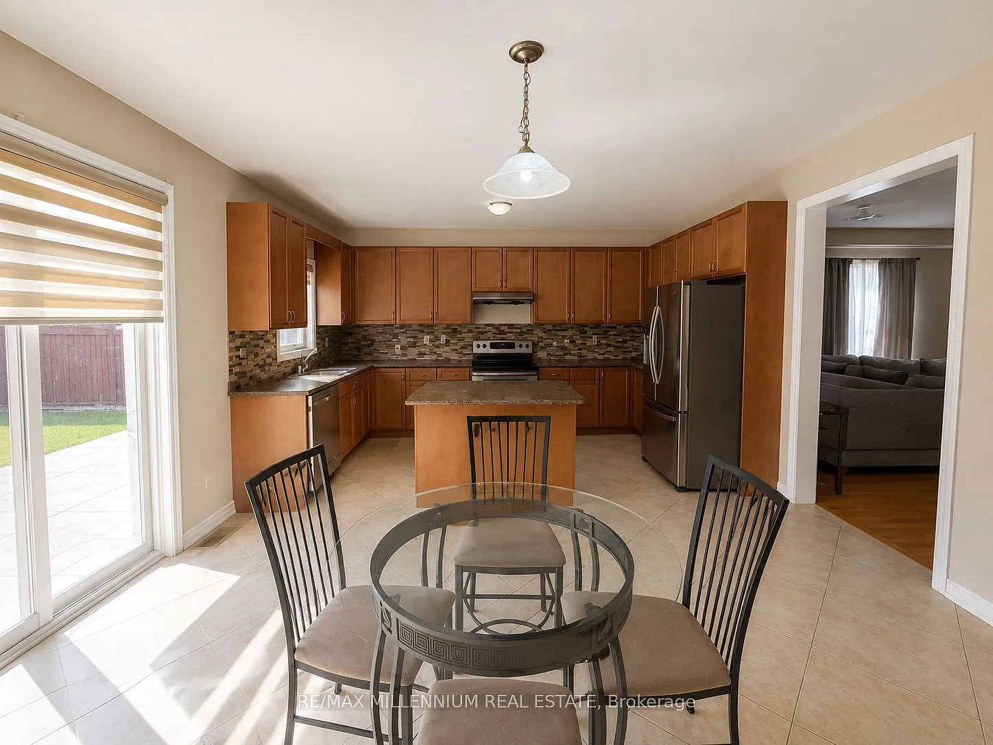 4 bed, $3,700 — Photo 4