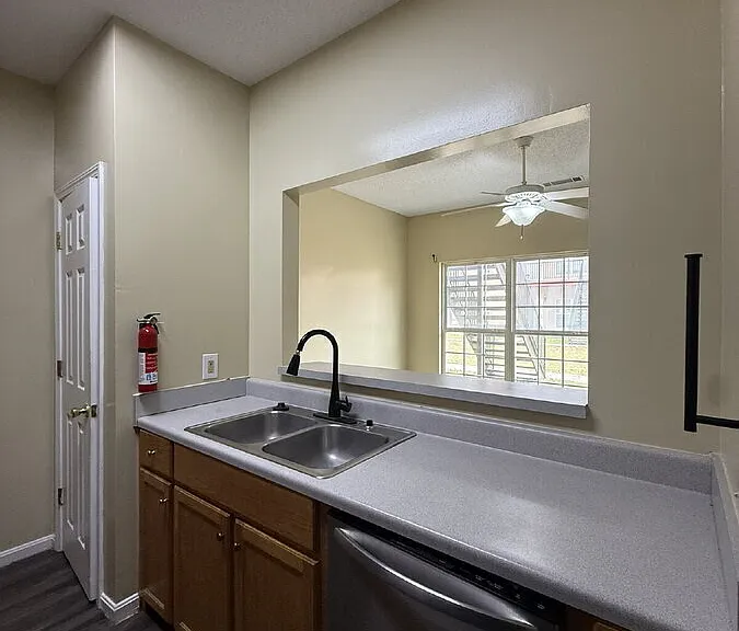 1050 Harry Hagan Rd #2B — Photo 3