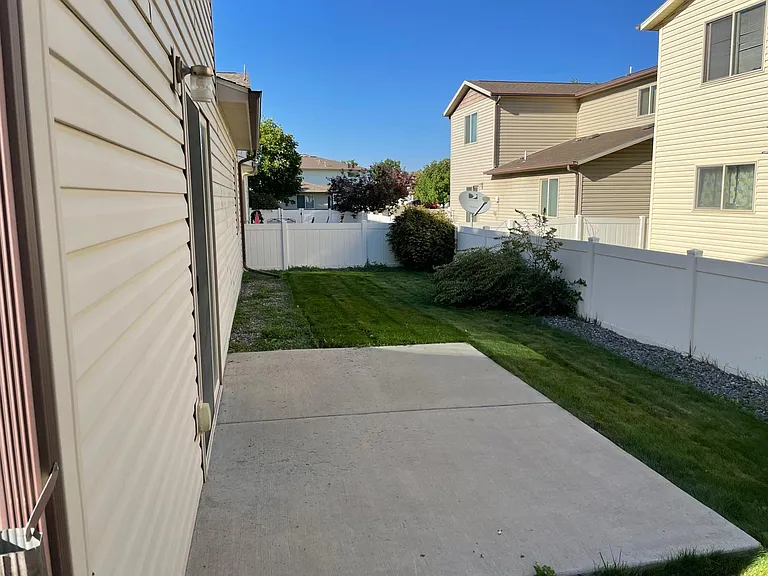 2463 Brookwillow Loop — Photo 2