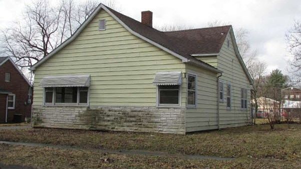 2nd image of 516 N 8th St