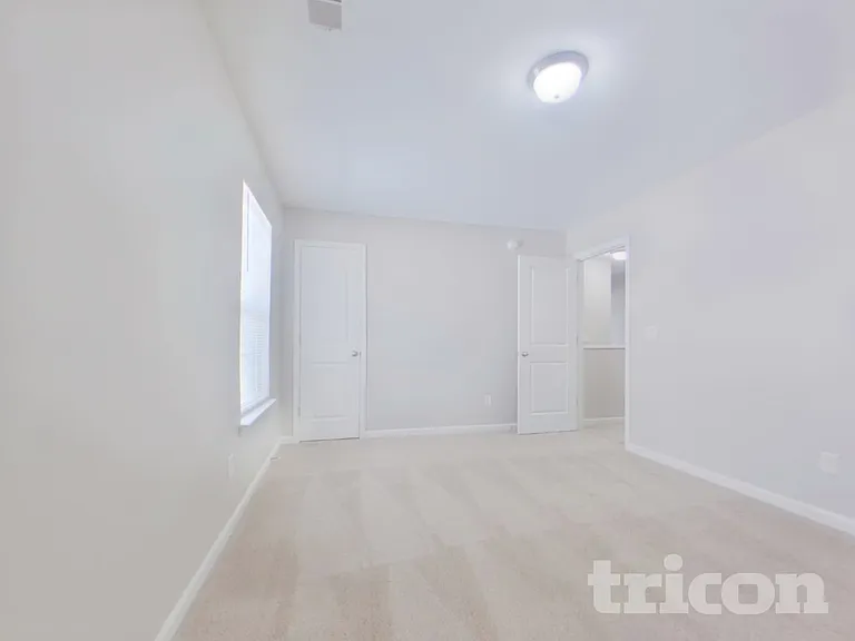 344 Longfellows Ln — Photo 10