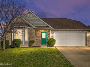 10103 Mountain Laurel Ln, Louisville, KY 40228