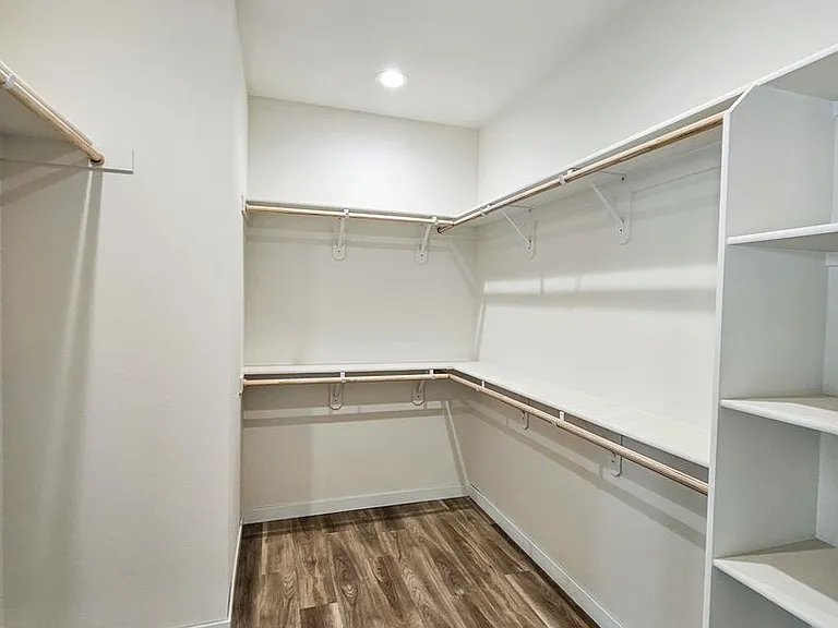 16904 Cape Cod Dr — Photo 24