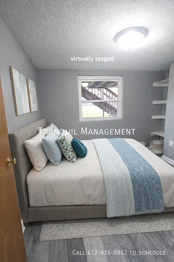 Updated 1BR | First Floor| Clairton — Photo 4