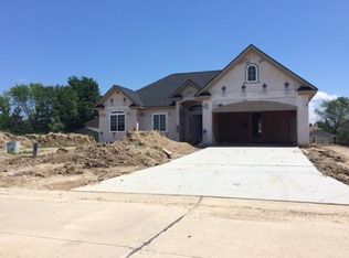 30019 Bradbury Dr, Flat Rock, MI 48134