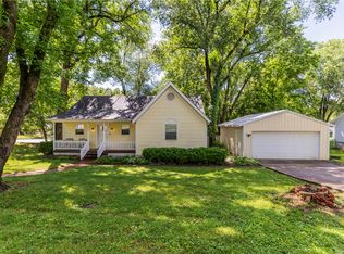 304 Phillips St, Berryville, AR 72616