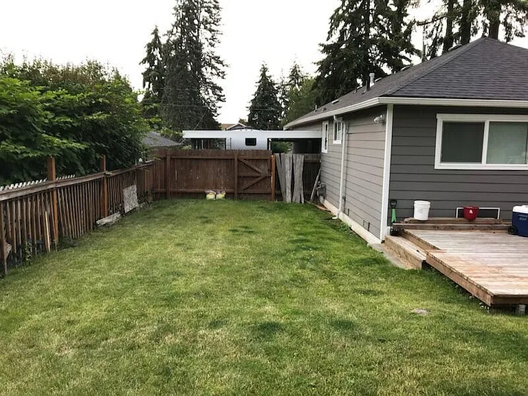 14721 32nd Ave NE — Photo 3