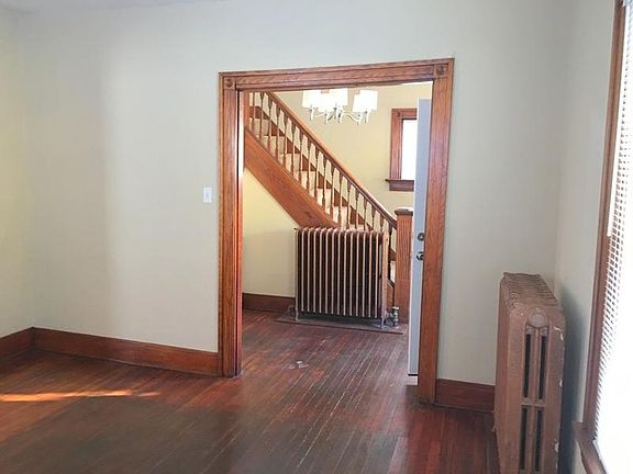 3rd image of 1122 Haviland Ave