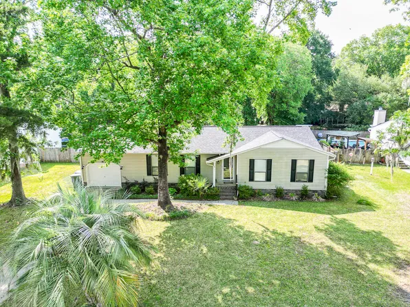 5 Drummond Ct, Charleston, SC 29414