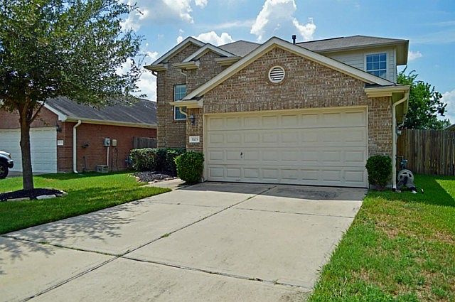 1st image of 5103 Royal Cypress Dr