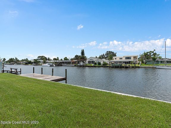 4th image of 442 S Neptune Dr