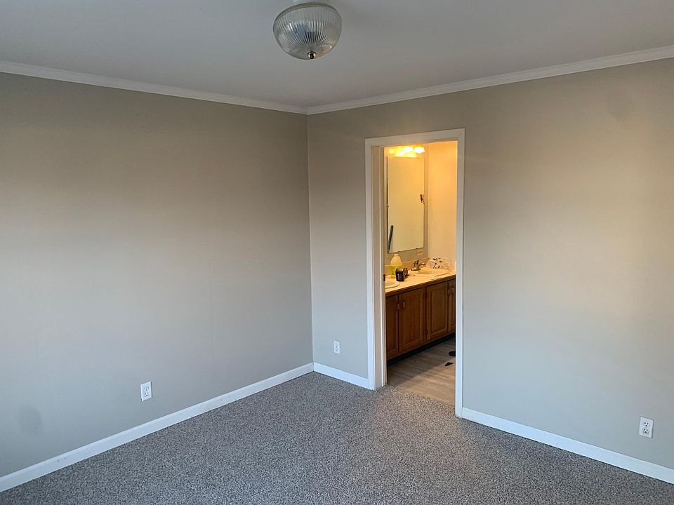 2nd image of 251 Southworth Rd