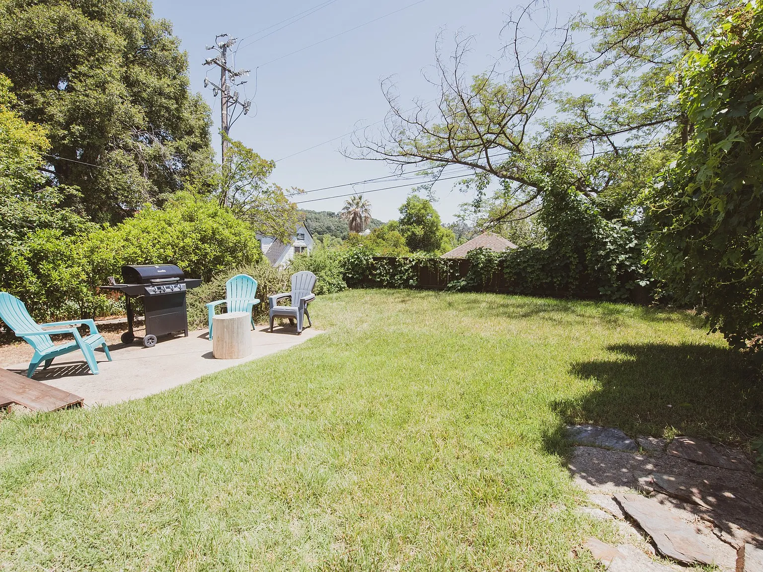 1 bed, 750 sqft, $1,795 — Photo 3