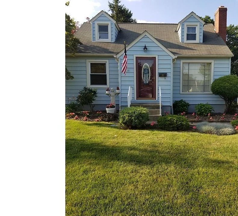 1st image of 2392 Edgewater Dr