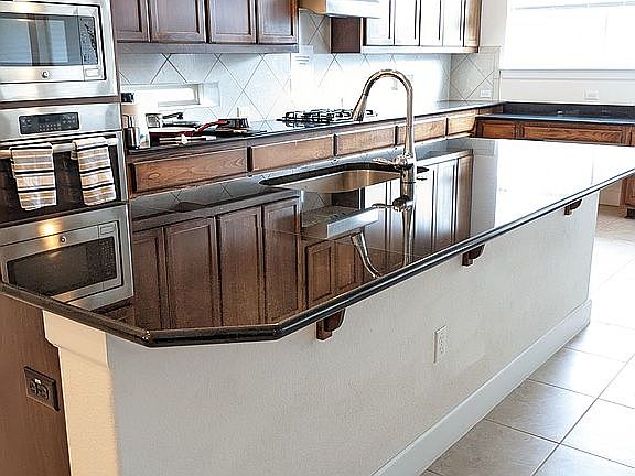 Large modern kitchen