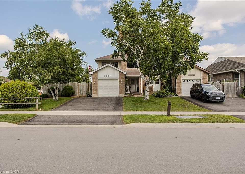 1st image of 3094 Autumn Hill Cres