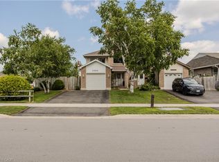 3094 Autumn Hill Cres, Burlington, ON L7M 1Y6