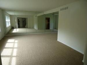 3rd image of 17612 Hawthorne Dr