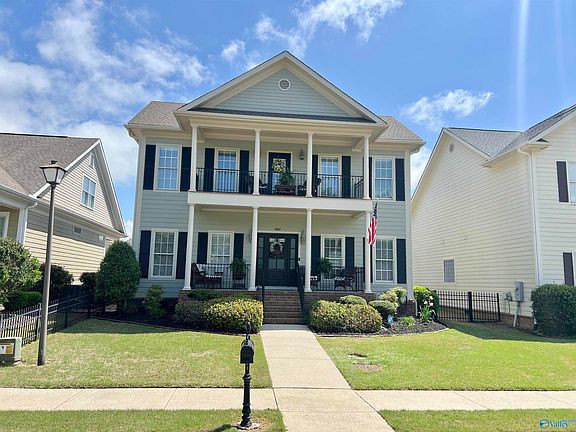 3rd image of 7007 Southgate Dr SE