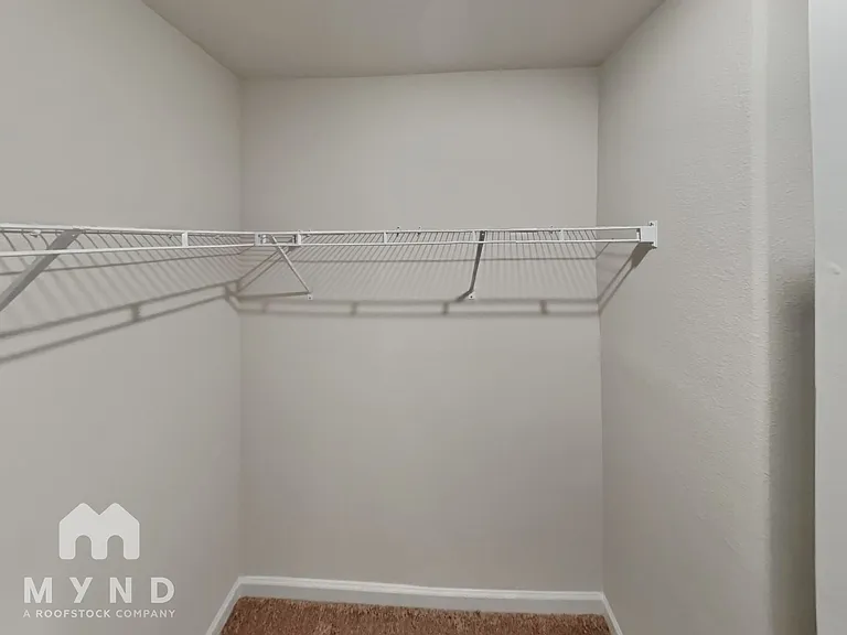 110 Lightning Dr — Photo 13