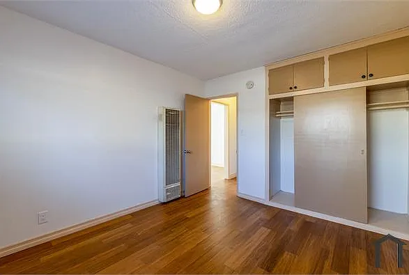 6416 S Victoria Ave #5 — Photo 6