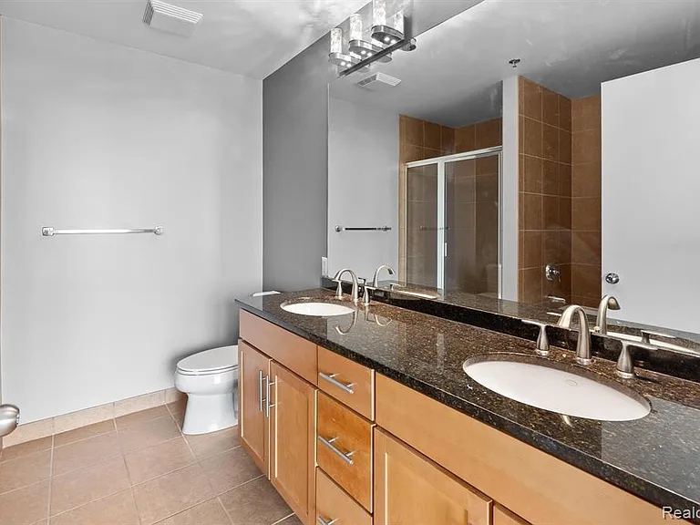 3670 Woodward Ave #314 — Photo 22