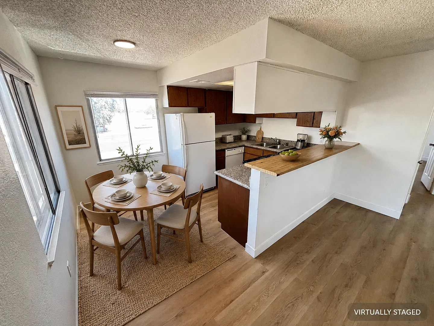 3431 E Cheyenne Ave Unit C — Photo 2