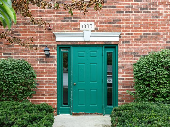 2nd image of 1333 Cunat Ct APT 3A