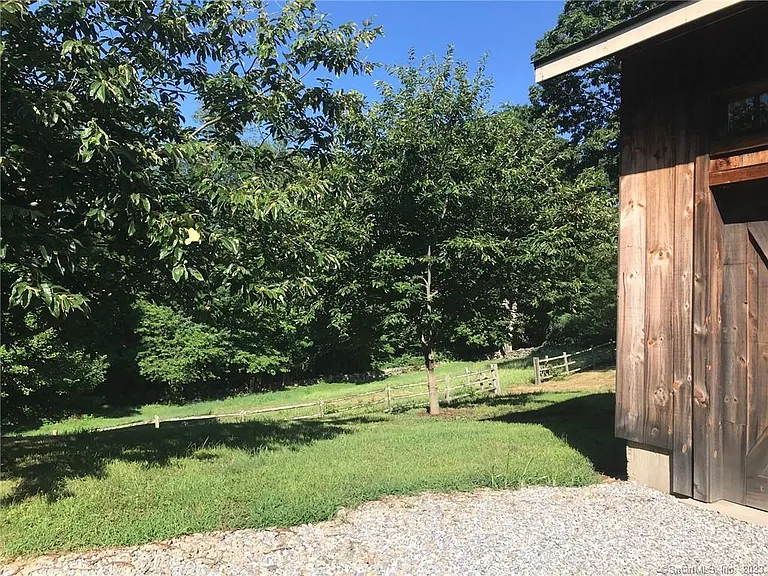 3509 Redding Rd — Photo 17