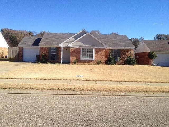 1st image of 9122 Bentley Woods Dr