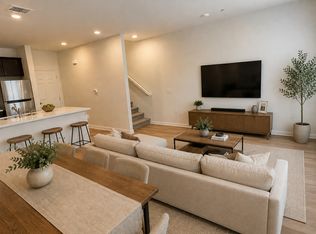4255 E Carmel Privado, Ontario, CA 91761