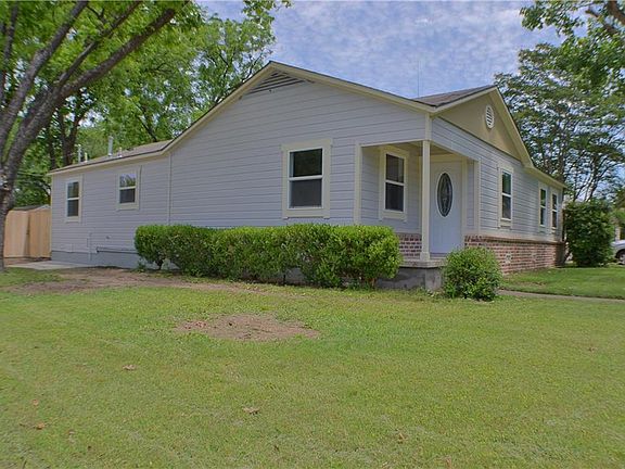 3rd image of 1001 Ryan Ave