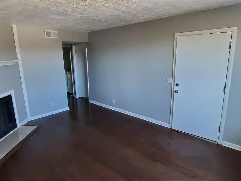 3278 Niagara Ct — Photo 2