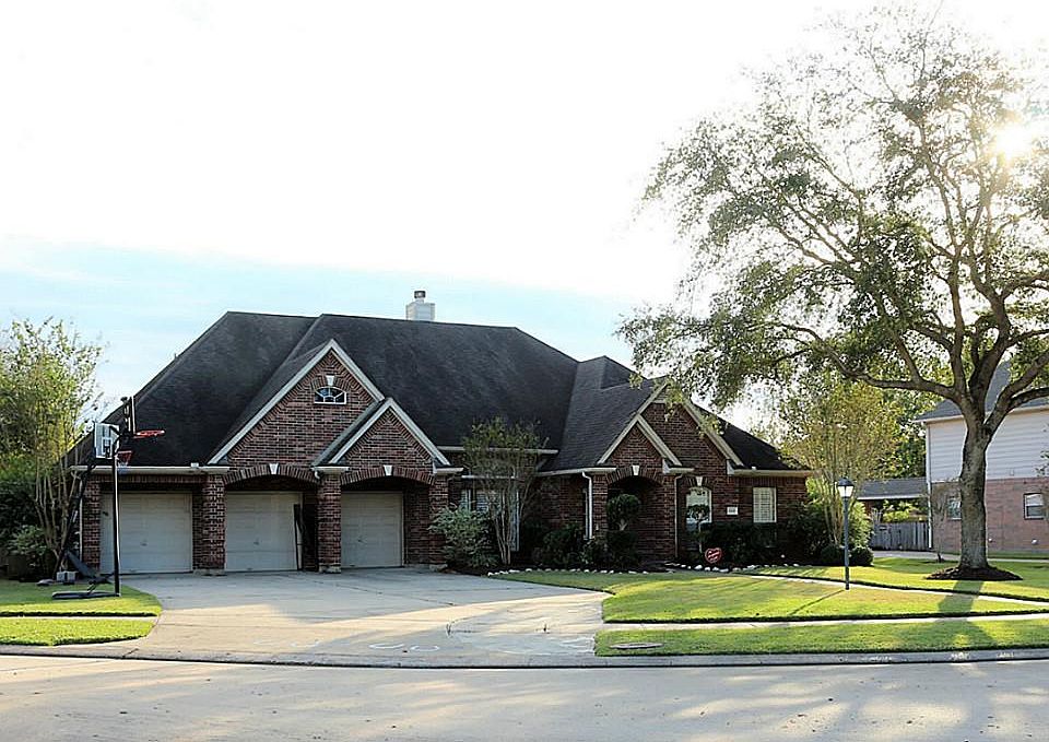 1st image of 2865 Wimbledon Ln