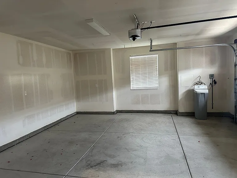 260 Waterfall Rd — Photo 25