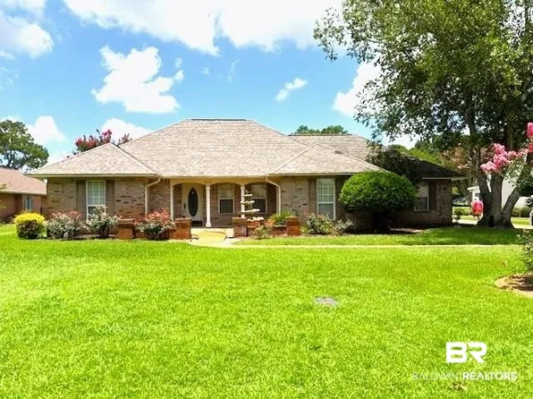 9375 Clubhouse Dr, Foley, AL 36535