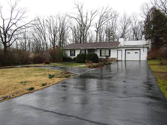 3rd image of 2035 Coweta Dr