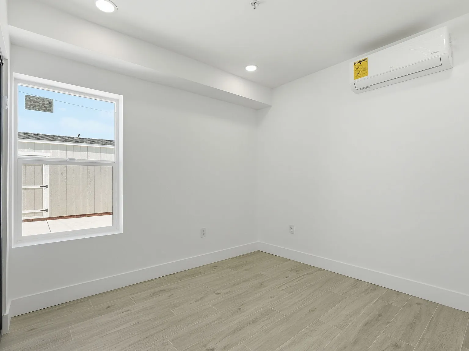 2 bed, $2,600 — Photo 4