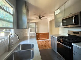 3720 Chandler Blvd #B, Burbank, CA 91505