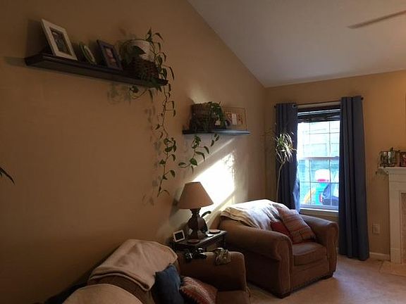 4th image of 101 Pickett Dr
