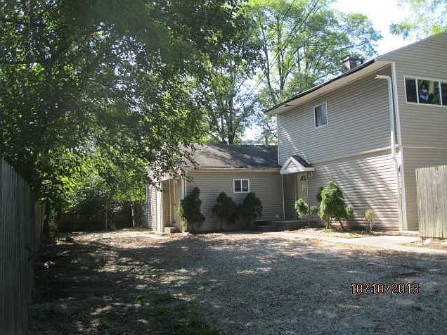 1st image of 7342 E 46th St