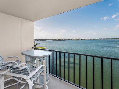 7700 Sun Island Dr S APT 404, South Pasadena, FL, 33707