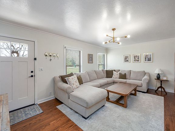 5th image of 224 High St