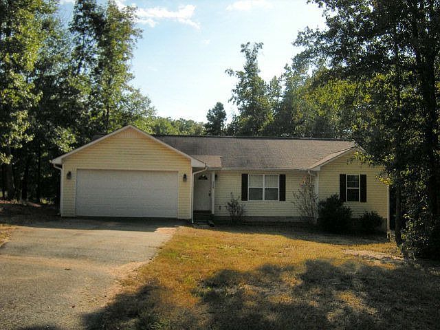 1st image of 209 W Briarwood Dr
