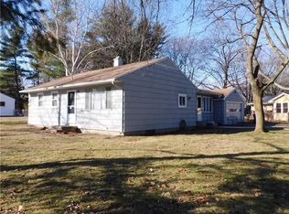 235 Royal Pkwy, Webster, NY 14580