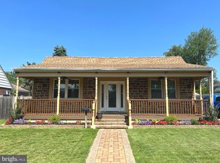 11606 Heather St, Philadelphia, PA 19116
